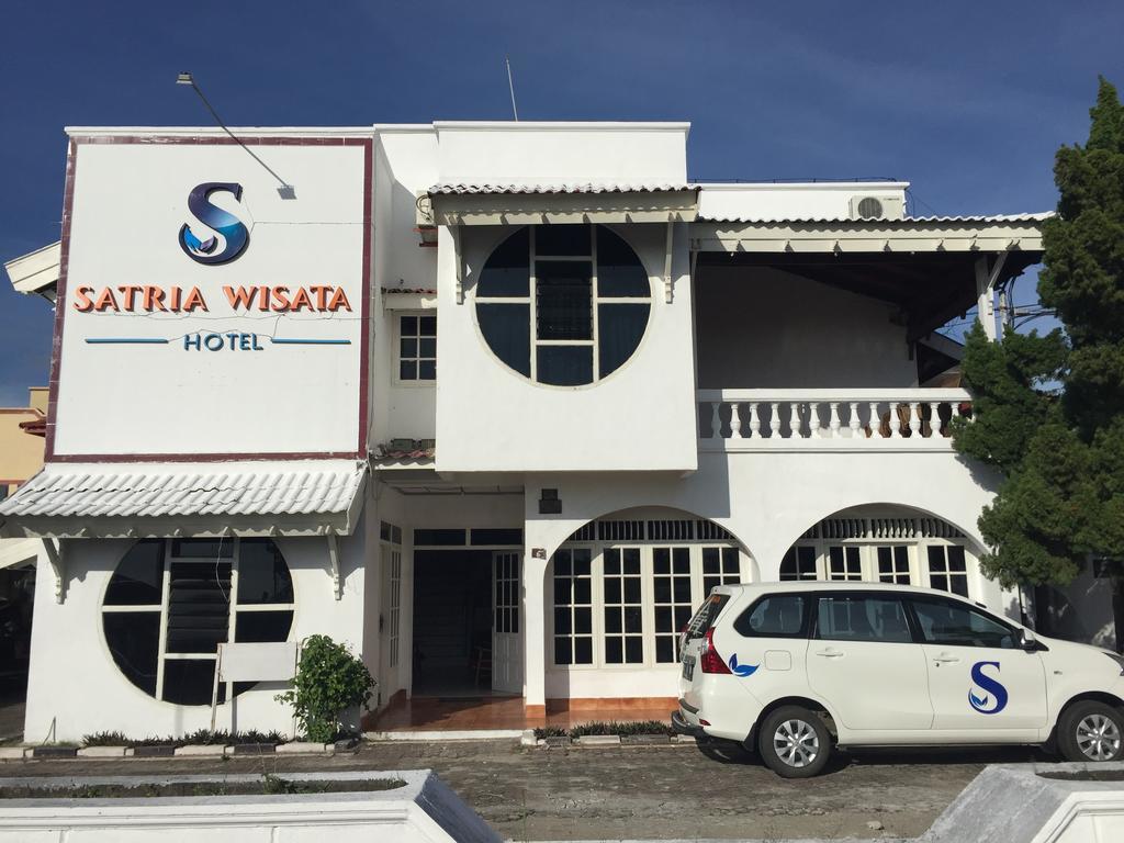 Satria Wisata Hotel Pare-Pare Luaran gambar